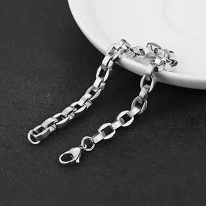 Duty Bangle, stainless steel, Cuban chain, gold, another view